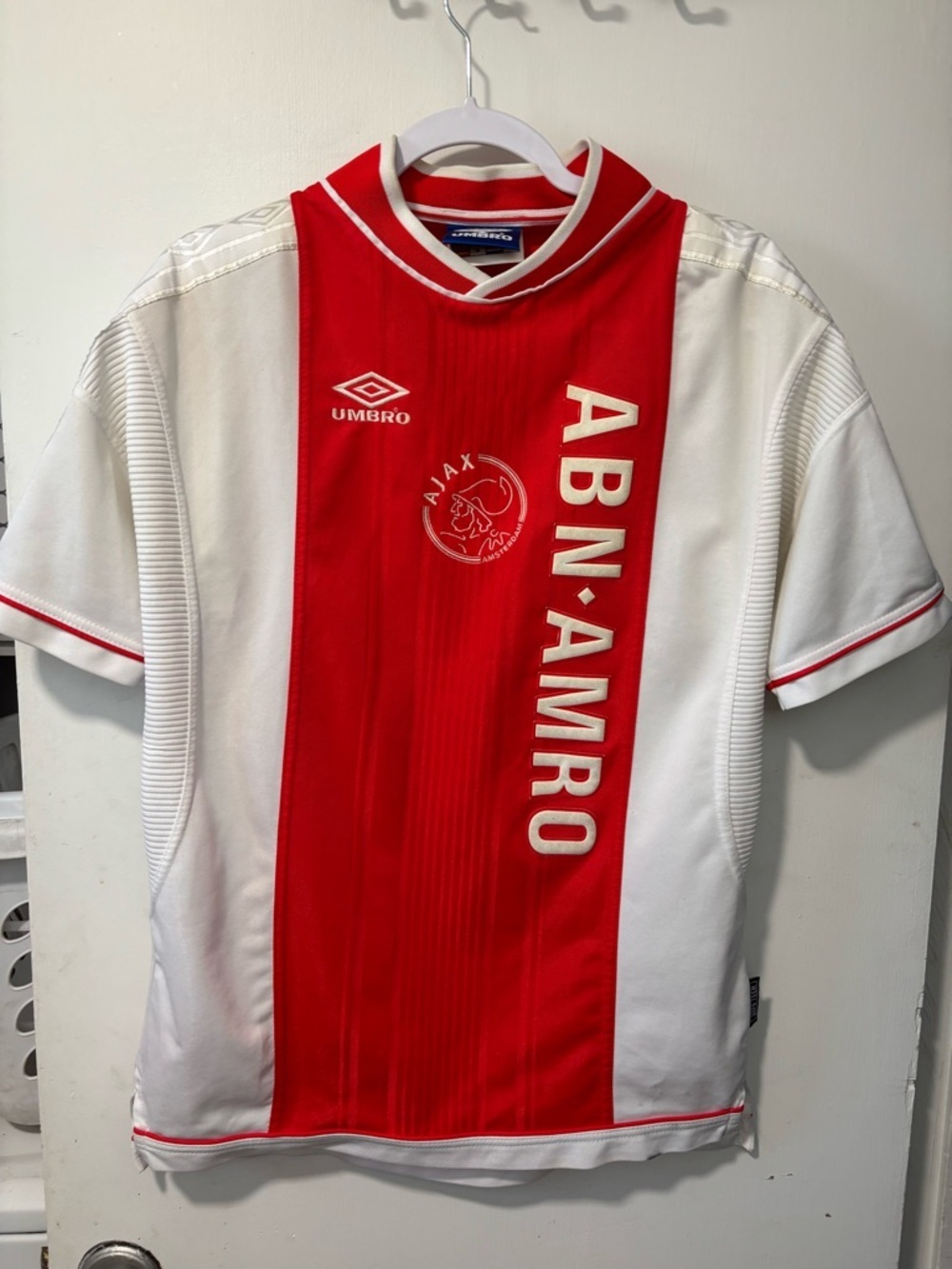 AJAX 1999 2000 VINTAGE HOME FOOTBALL SOCCER JERSEY UMBRO MENS SIZE M RED